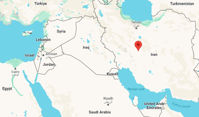 Vị trí thành phố Isfahan (chấm đỏ) ở miền trung Iran. Đồ họa: Google Maps