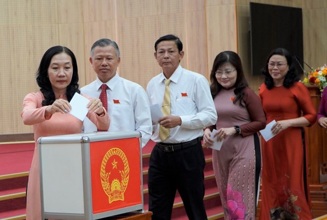 Kiên Giang miễn nhiệm một Phó Chủ tịch UBND tỉnh, bầu bổ sung Ủy viên UBND tỉnh