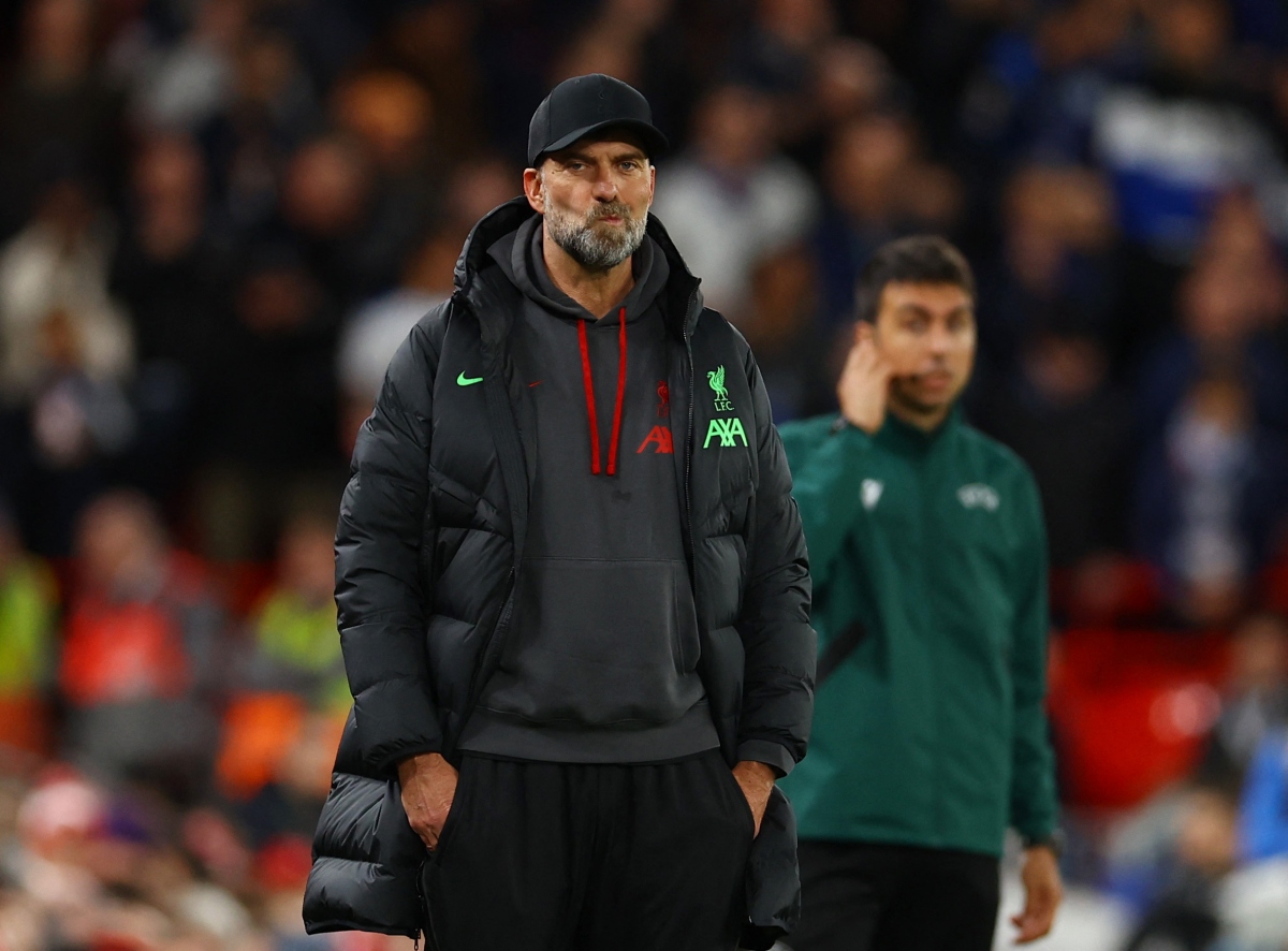 liverpool thua sốc, hlv klopp nói cầu thủ mất trí hình ảnh 1 liverpool thua soc, hlv klopp noi cau thu mat tri hinh anh 1