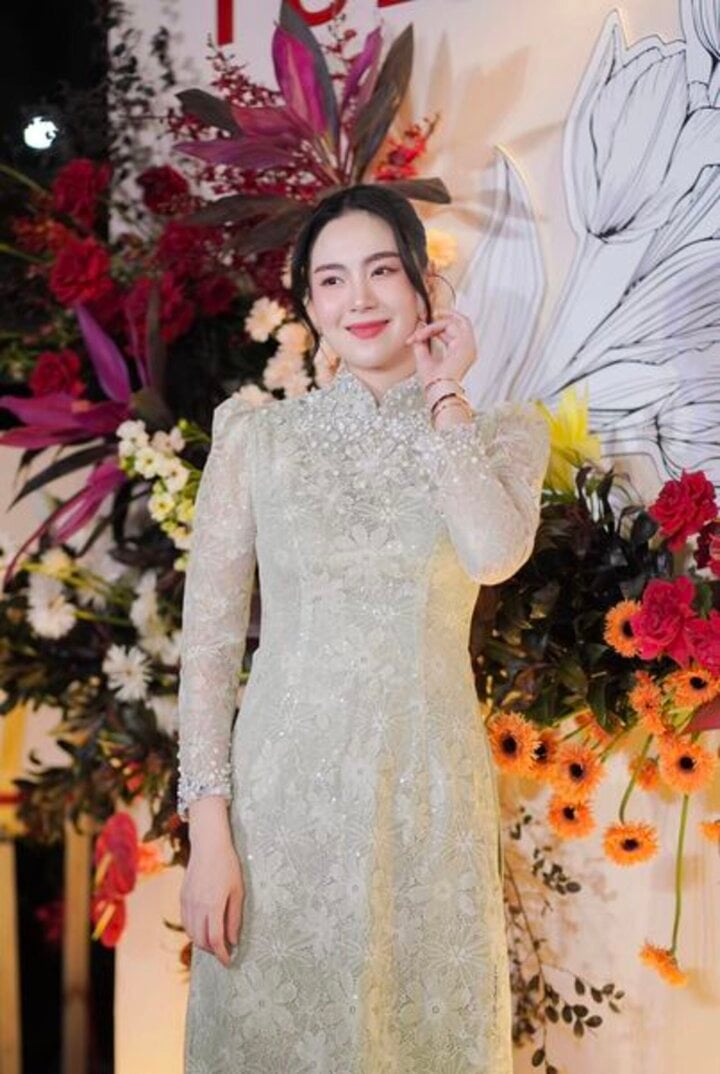MC Mai Ngọc.