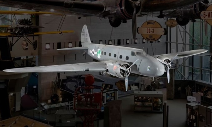 Mô hình máy bay Boeing 247 tại Bảo tàng Hàng không và Vũ trụ Quốc gia Mỹ. Ảnh: Simple Flying