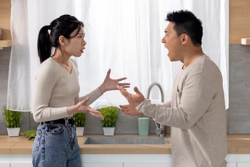 Mẹo tâm lý đối phó với người bạn đời đang giận dữ, bực mình - Ảnh 1. Mẹo tâm lý đối phó với người bạn đời đang giận dữ, bực mình - Ảnh 1.