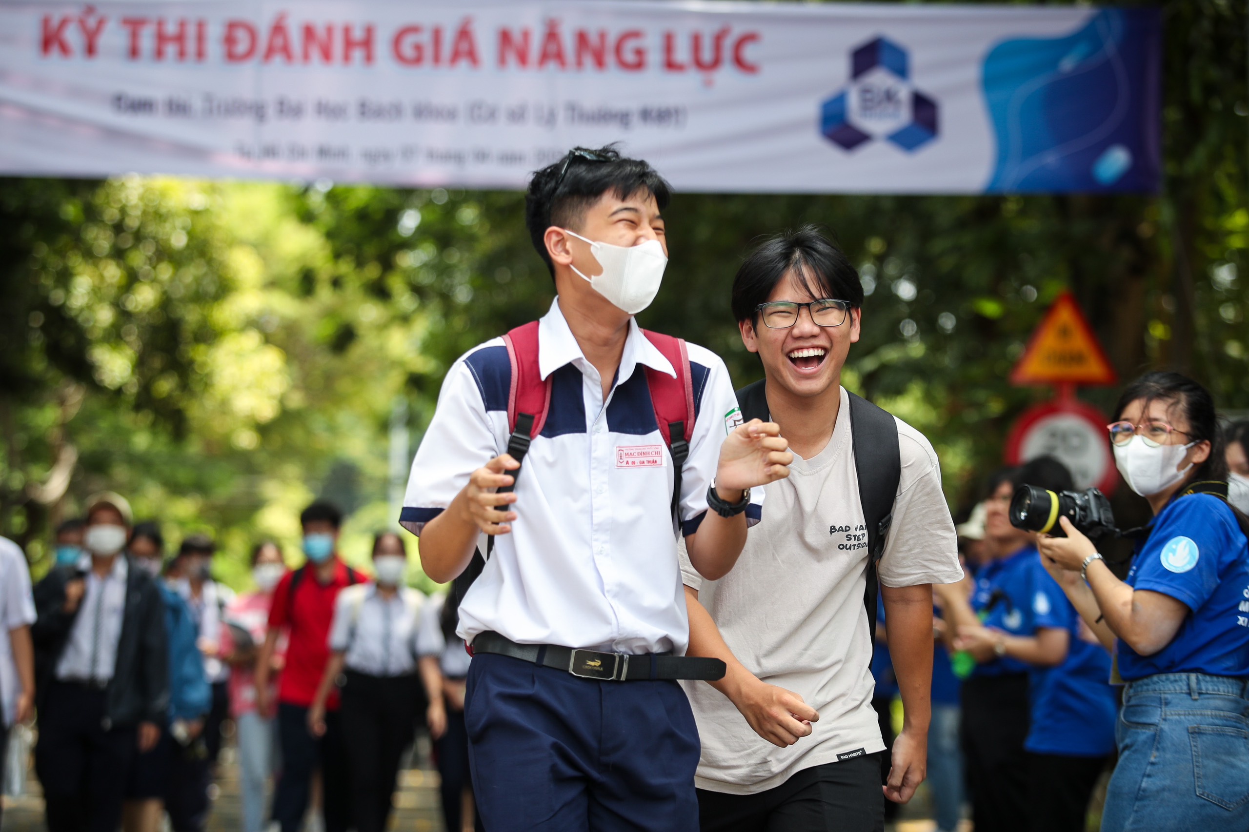 Một ngành của Bách khoa TP.HCM vào top 100 thế giới, các ĐH khác ra sao?- Ảnh 1. Thí sinh dự thi đánh giá năng lực đợt 1 năm 2024 hôm 7.4 tại Trường ĐH Bách khoa (ĐH Quốc gia TP.HCM)