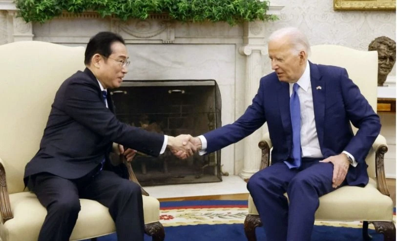 Tổng thống Mỹ Joe Biden tiếp Thủ tướng Nhật Bản Fumio Kishida. Ảnh: KYODO