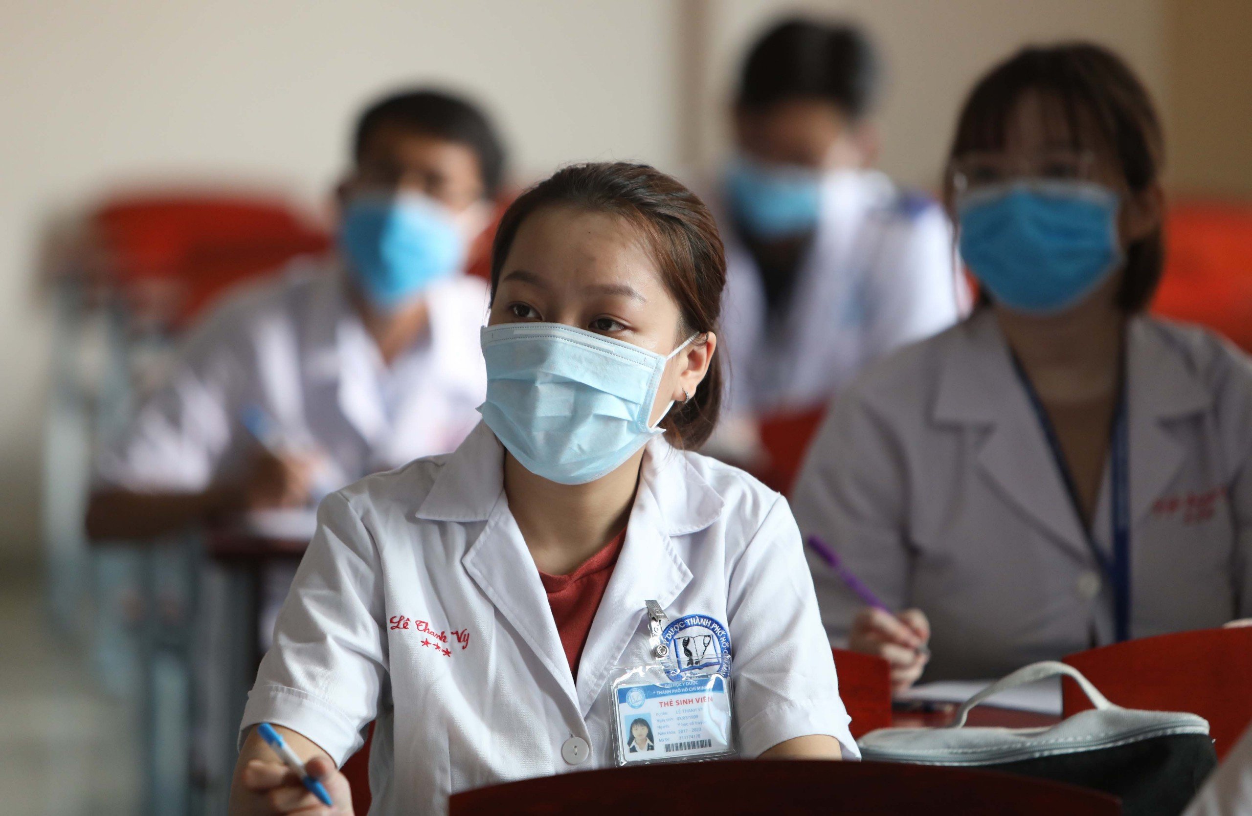 Đào tạo y khoa hướng đến chuẩn thế giới: Nên có chương trình hoàn toàn tiếng Anh- Ảnh 1. Năm nay, lần đầu tiên Trường ĐH Y Dược TP.HCM sử dụng thêm phương thức xét tuyển từ kết quả kỳ thi SAT cho ngành y khoa và răng hàm mặt