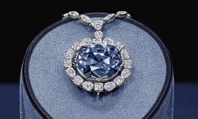 Kim cương Hope - một trong những viên đá quý nổi tiếng nhất thế giới. Ảnh: Telegraph