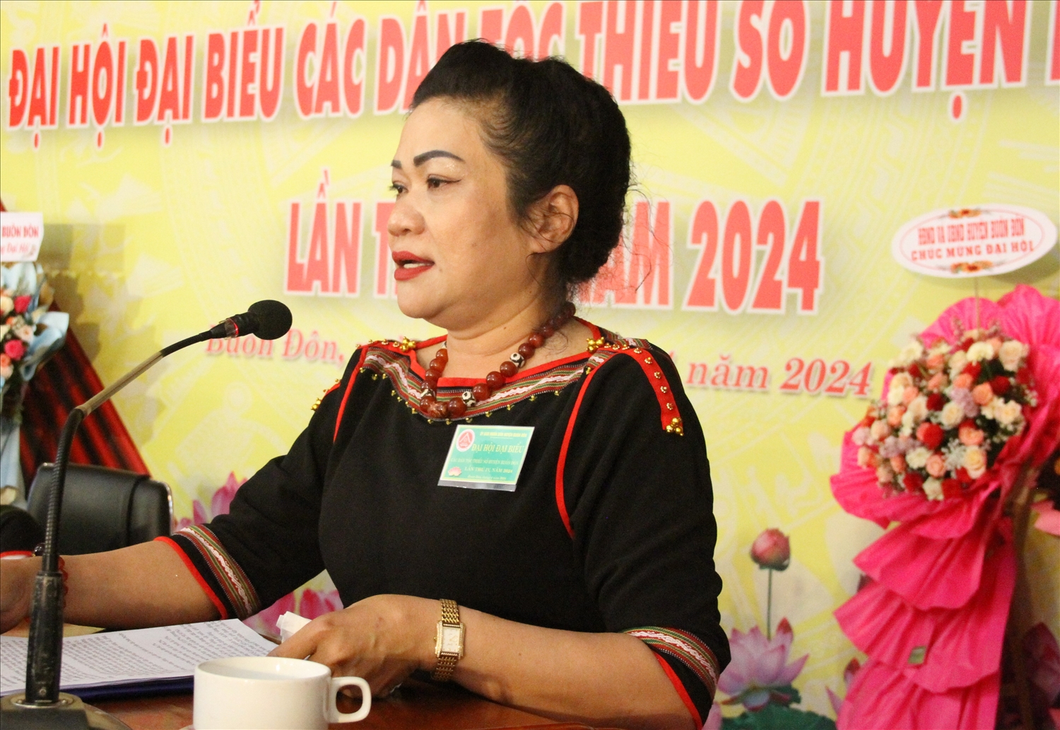 Bà H’Yâo Knul, Trưởng Ban Dân tộc, Phó trưởng Ban Thường trực Ban Chỉ đạo Đại hội DTTS tỉnh Đắk Lắk lần thứ IV-năm 2024 phát biểu chỉ đạo Đại hội Bà H’Yâo Knul, Trưởng Ban Dân tộc, Phó trưởng Ban Thường trực Ban Chỉ đạo Đại hội DTTS tỉnh Đắk Lắk lần thứ IV-năm 2024 phát biểu chỉ đạo Đại hội