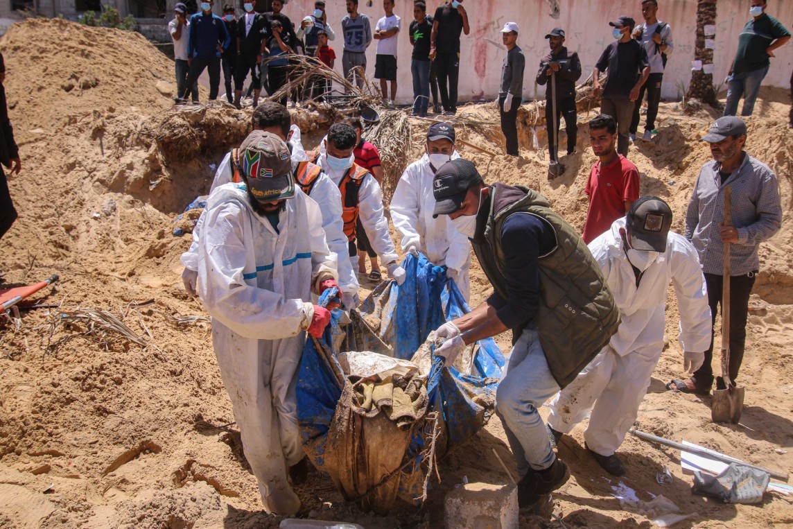 Muchos misterios rodean la fosa común más grande de Gaza, que una vez ocupó Israel