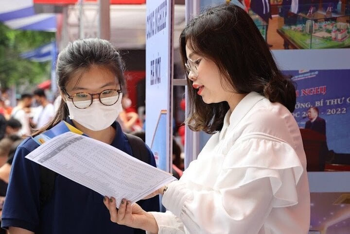 Nhiều thí sinh lựa chọn các phương thức xét tuyển đại học sớm (Ảnh minh hoạ: HAUI)