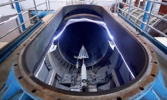 Đường hầm gió JF-22 có thể mô phỏng môi trường khi tàu vũ trụ hồi quyển. Ảnh: CCTV