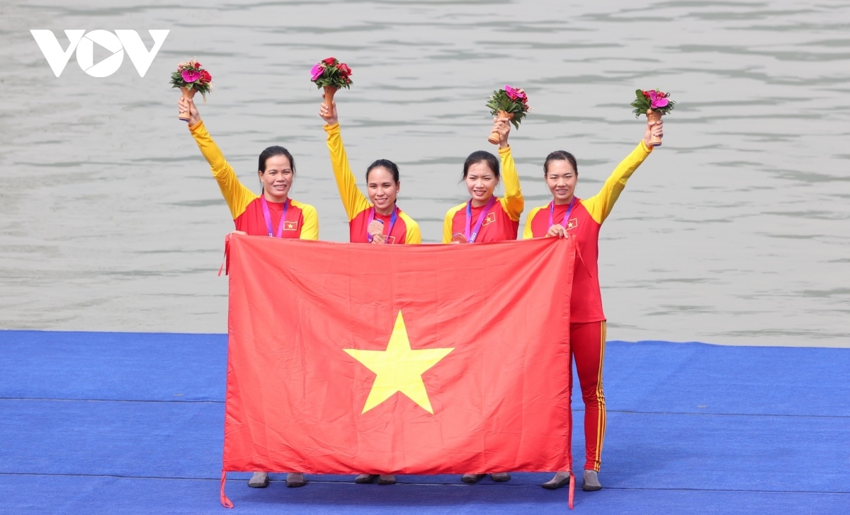 phạm thị huệ giành vé dự olympic paris cho rowing việt nam hình ảnh 1 pham thi hue gianh ve du olympic paris cho rowing viet nam hinh anh 1