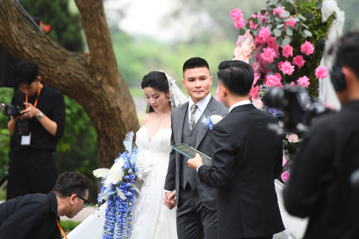 quang hải báo thêm tin vui trong ngày cưới hình ảnh 1 quang hai bao them tin vui trong ngay cuoi hinh anh 1