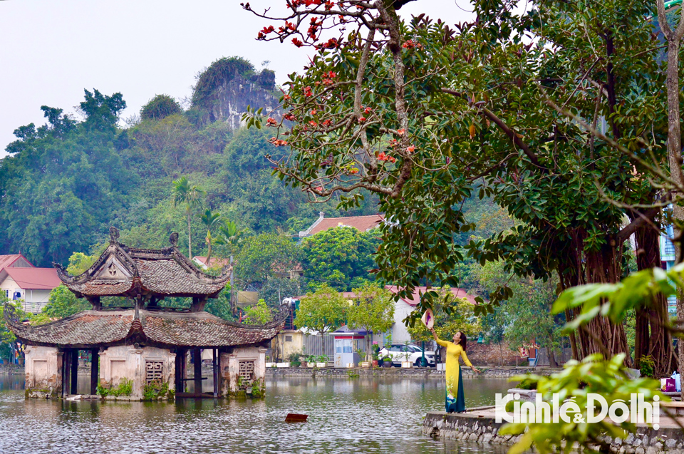 Quang cảnh khu di tích Quốc gia đặc biệt chùa Thầy. (Ảnh: Duy Minh)