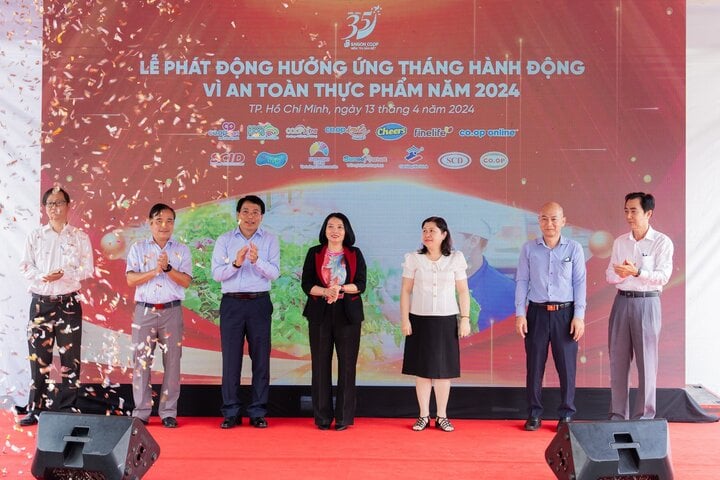 Tháng hành động vì An toàn Thực phẩm năm 2024 chính thức diễn ra tại các hệ thống bán lẻ của Saigon Co.op.