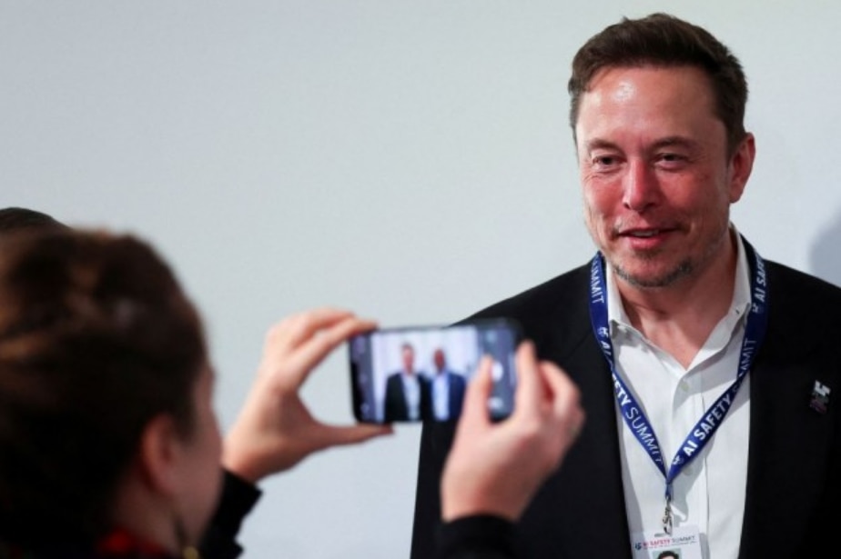 Công nghệ - SpaceX của tỷ phú Elon Musk “lấn sân” sang dịch vụ giám sát tình báo?
