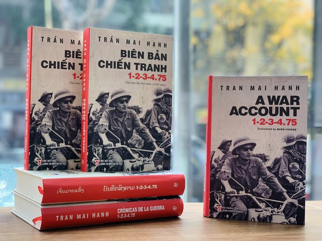 Tái bản, bổ sung cuốn tiểu thuyết tư liệu lịch sử Biên bản chiến tranh 1-2-3-4.75 của nhà báo, nhà văn Trần Mai Hạnh - Ảnh 1. Tái bản, bổ sung cuốn tiểu thuyết tư liệu lịch sử Biên bản chiến tranh 1-2-3-4.75 của nhà báo, nhà văn Trần Mai Hạnh - Ảnh 1.