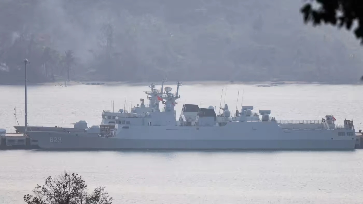 20.3月XNUMX日、レアム海軍基地（カンボジア）で中国軍艦が目撃された