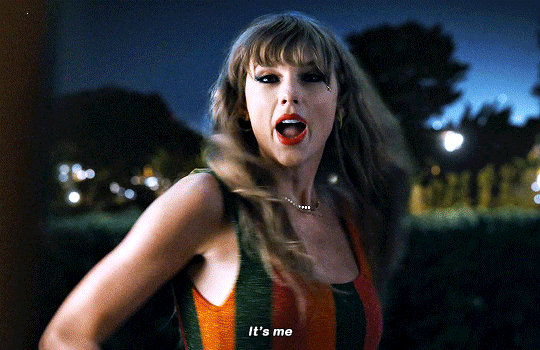 Taylor Swift và tham vọng vĩ đại mãi- Ảnh 3. Taylor Swift đang làm thế giới bội thực?