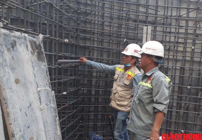 Tháp không lưu sân bay Long Thành xây đạt độ cao 63 mét- Ảnh 6. Tháp không lưu sân bay Long Thành xây đạt độ cao 63 mét- Ảnh 6.