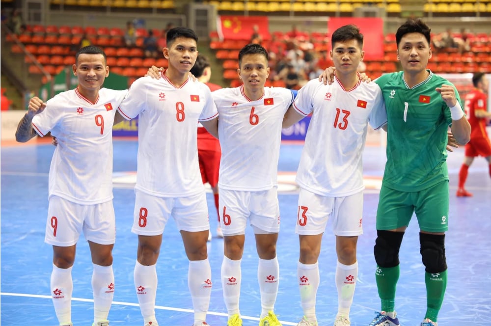 VCK futsal châu Á 2024, Việt Nam 1-0 Uzbekistan: Thịnh Phát mở tỷ số- Ảnh 1. Đội tuyển futsal Việt Nam hoàn toàn có thể tạo ra bất ngờ trong trận tứ kết