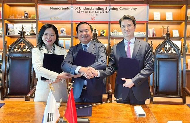 Tỉnh Quảng Trị và T&T Group hợp tác chuyển đổi năng lượng - tăng trưởng xanh với Tập đoàn SK Hàn Quốc