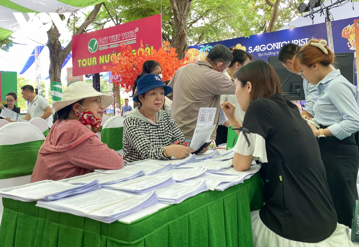 ngày hội du lịch tp.hcm 2024 đạt doanh số cao nhất từ trước đến nay hình ảnh 1 ngay hoi du lich tp.hcm 2024 dat doanh so cao nhat tu truoc den nay hinh anh 1