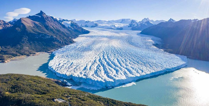 Perito Moreno là một trong những dòng sông băng đẹp trên thế giới, nằm trong vườn quốc gia Los Glaciares, Argentina. Ảnh Internet