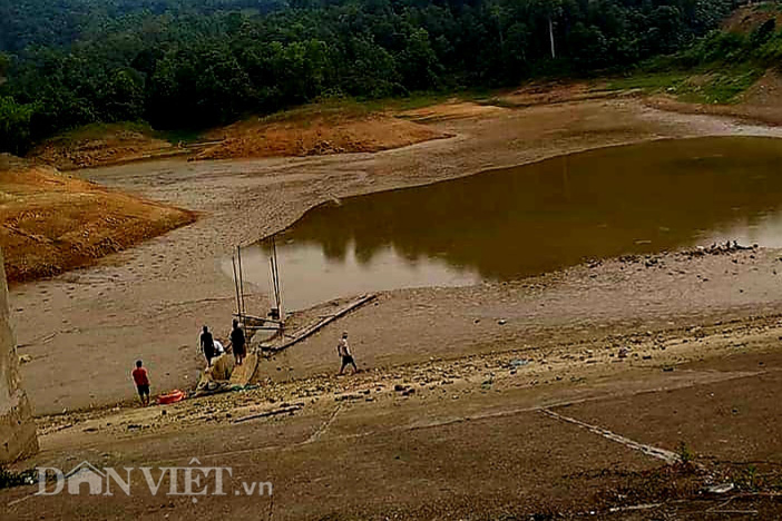 Trung tâm Dự báo Khí tượng: Từ tháng 5-7/2024, tình trạng khô hạn và thiếu nước sẽ diễn ra ở nhiều nơi trên cả nước- Ảnh 2. Trung tâm Dự báo Khí tượng: Từ tháng 5-7/2024, tình trạng khô hạn và thiếu nước sẽ diễn ra ở nhiều nơi trên cả nước- Ảnh 2.