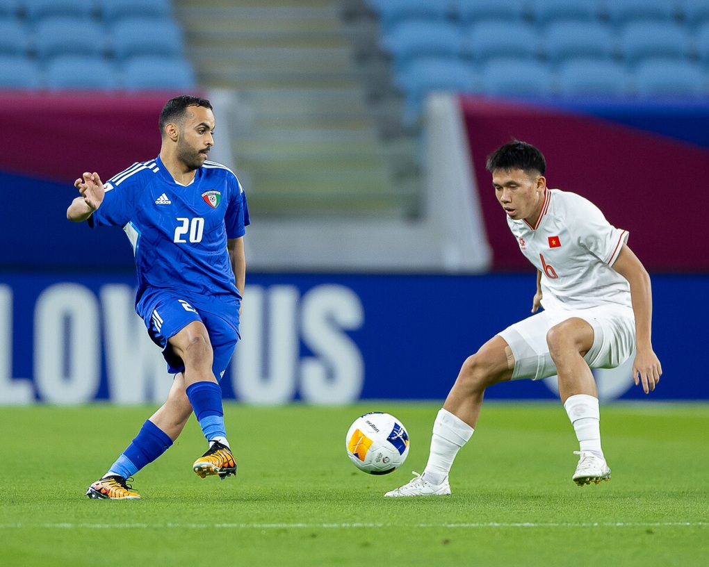 U23 Việt Nam 3-1 U23 Kuwait: Những tấm thẻ đỏ và bàn thắng bất ngờ - 1 U23 Việt Nam 3-1 U23 Kuwait: Những tấm thẻ đỏ và bàn thắng bất ngờ - 1