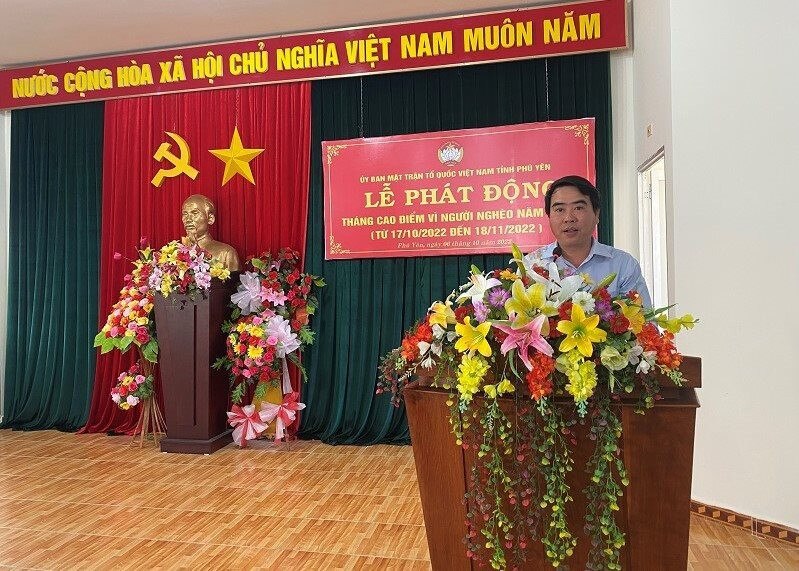 Ông Hồ Hồng Nam, Phó Chủ tịch Thường trực Ủy ban MTTQ Việt Nam tỉnh Phú Yên phát biểu Lễ phát động ủng hộ Quỹ 