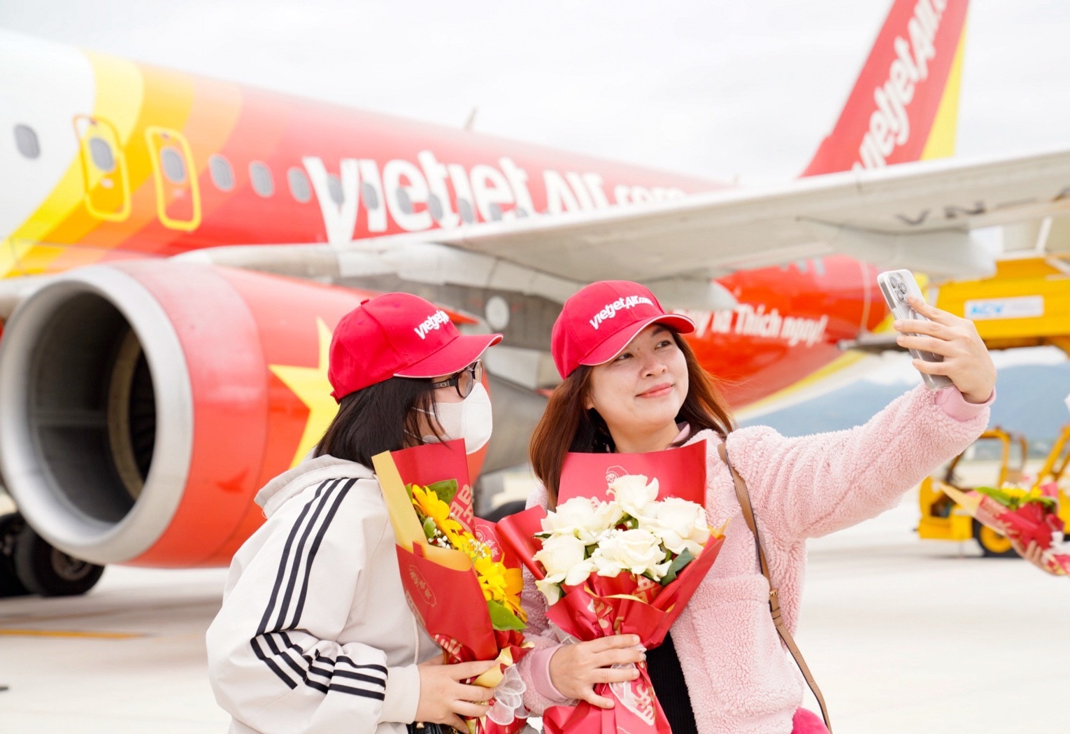Vietjet tăng chuyến bay đến Điện Biên dịp kỷ niệm 70 năm chiến thắng Điện Biên Phủ- Ảnh 1.