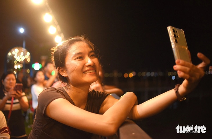 Ngất ngây với drone và pháo hoa rực rỡ đêm bế mạc Amazing Binh Dinh