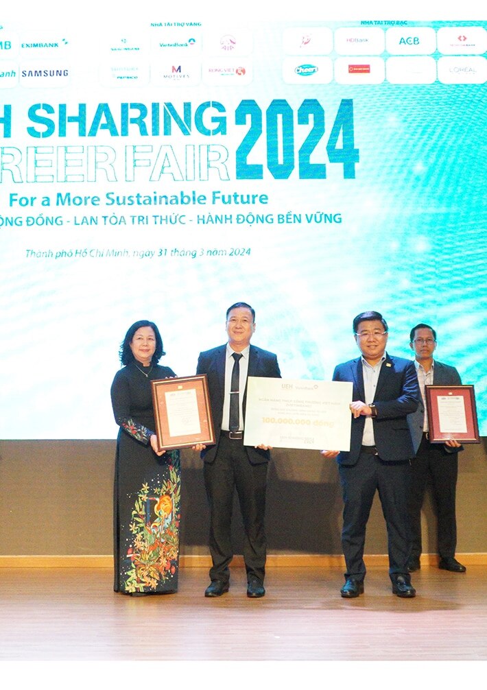 VietinBank tham gia ngày hội “UEH Sharing - Career Fair 2024”