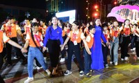 Màn múa Xòe chào mừng 70 năm Chiến thắng lịch sử Điện Biên Phủ lập kỷ lục Việt Nam