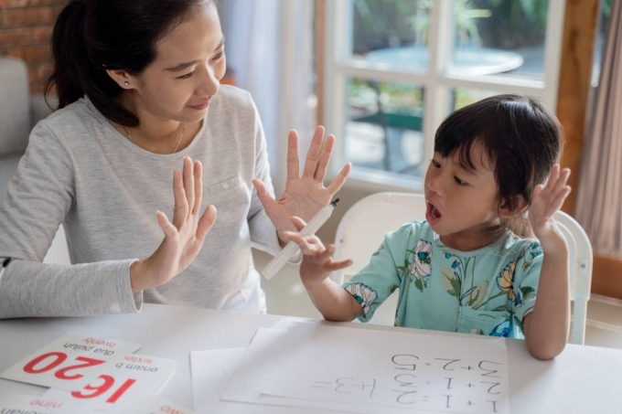 Nếu cha mẹ làm 3 điều này trong vòng 3 giờ sau khi đi học về, con cái họ sẽ được hưởng lợi suốt đời - Ảnh 5. Nếu cha mẹ làm 3 điều này trong vòng 3 giờ sau khi đi học về, con cái họ sẽ được hưởng lợi suốt đời - Ảnh 5.