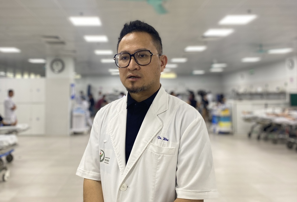 Vừa ra khỏi nhà đi tập thể dục, người phụ nữ Hà Nội gặp tai nạn bất ngờ - Ảnh 4. Vừa ra khỏi nhà đi tập thể dục, người phụ nữ Hà Nội gặp tai nạn bất ngờ - Ảnh 4.
