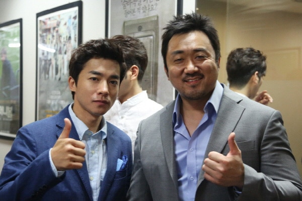 Kim Young Min (trái) và Ma Dong Seok - Ảnh: Koreaboo