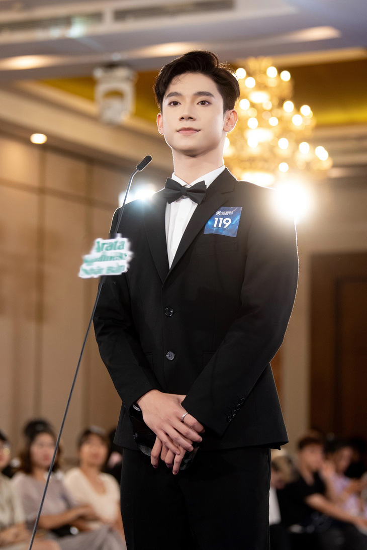 Dương Hoàng Hải là thí sinh nhỏ tuổi nhất cuộc thi. Anh sinh năm 2005. Đây là lần đầu anh tham gia cuộc thi nam vương cấp quốc gia - Ảnh: BTC Dương Hoàng Hải là thí sinh nhỏ tuổi nhất cuộc thi. Anh sinh năm 2005. Đây là lần đầu anh tham gia cuộc thi nam vương cấp quốc gia