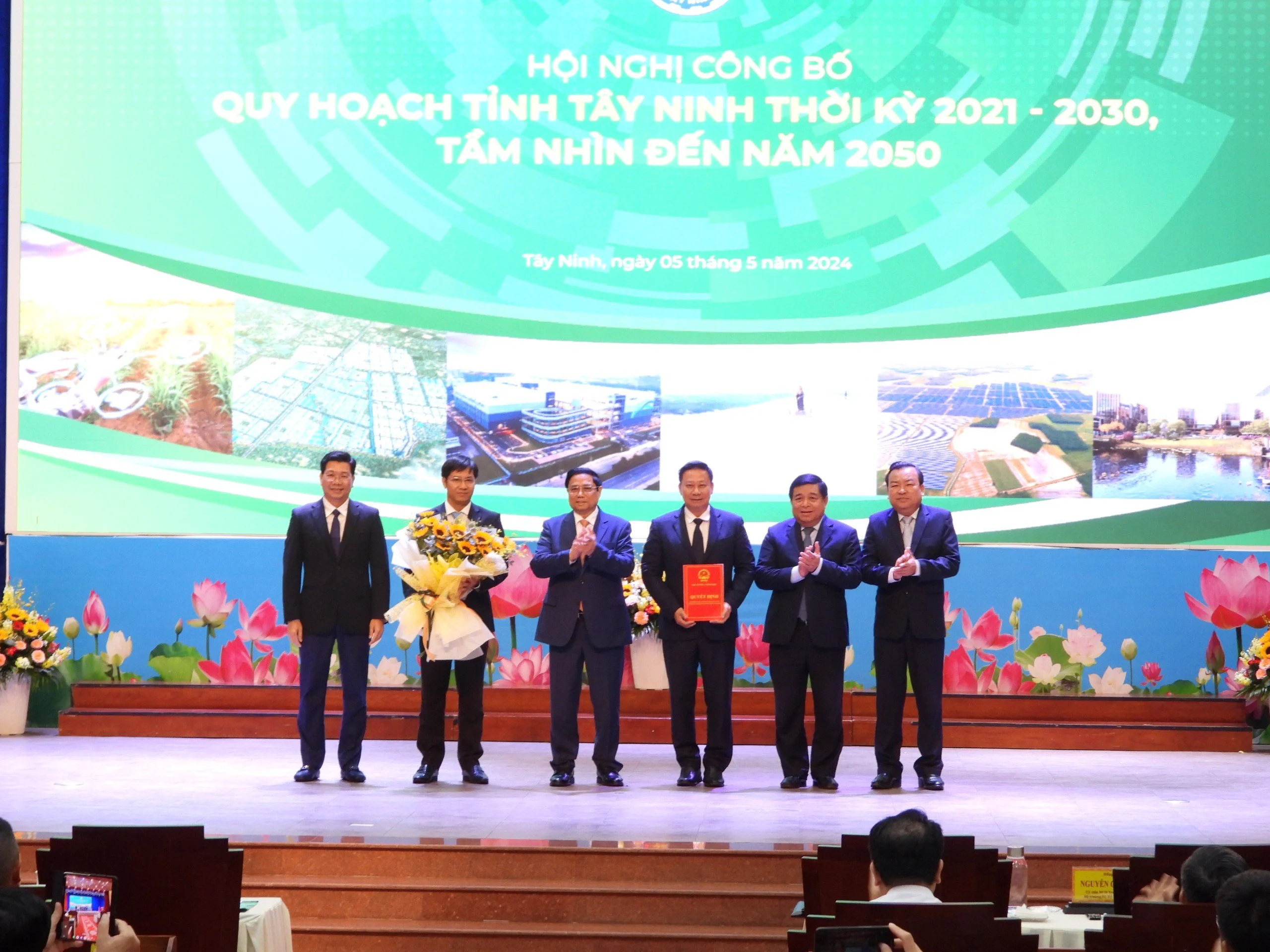 Tây Ninh quy hoạch phát triển 4 trục động lực theo các trục đường nào?- Ảnh 2. Tây Ninh quy hoạch phát triển 4 trục động lực theo các trục đường nào?- Ảnh 2.