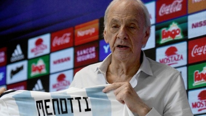 Menotti giữ ghế Giám đốc các đội tuyển Argentina từ năm 2019. Ảnh: AP