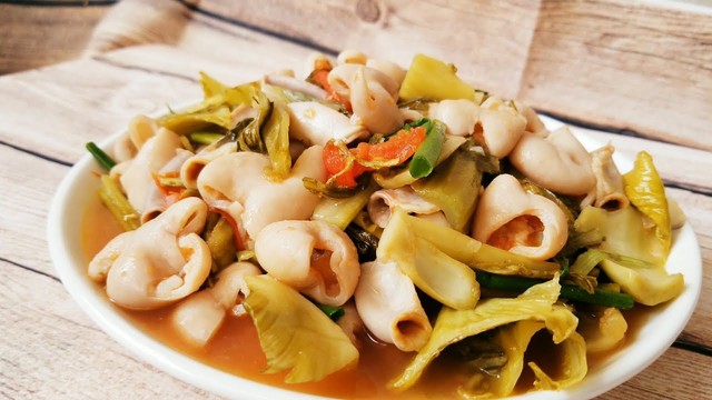 Người đàn ông qua đời sau bữa trưa vì nhồi máu cơ tim có thói quen thường xuyên ăn 3 món phổ biến trên mâm cơm của người Việt - Ảnh 3. Người đàn ông qua đời sau bữa trưa vì nhồi máu cơ tim có thói quen thường xuyên ăn 3 món phổ biến trên mâm cơm của người Việt - Ảnh 3.