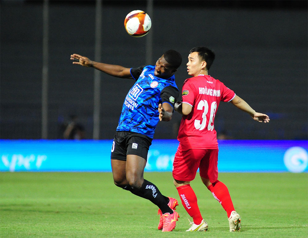 V-League 2023-2024: Nỗi lo xuống hạng bắt đầu đe dọa CLB TP.HCM- Ảnh 3. Ngoại binh của CLB TP.HCM còn khá loay hoay