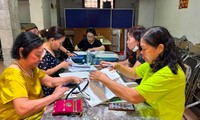 Tổ công tác tổng hợp ý kiến cử tri về phương án sắp xếp đơn vị hành chính tại quận Đống Đa.
