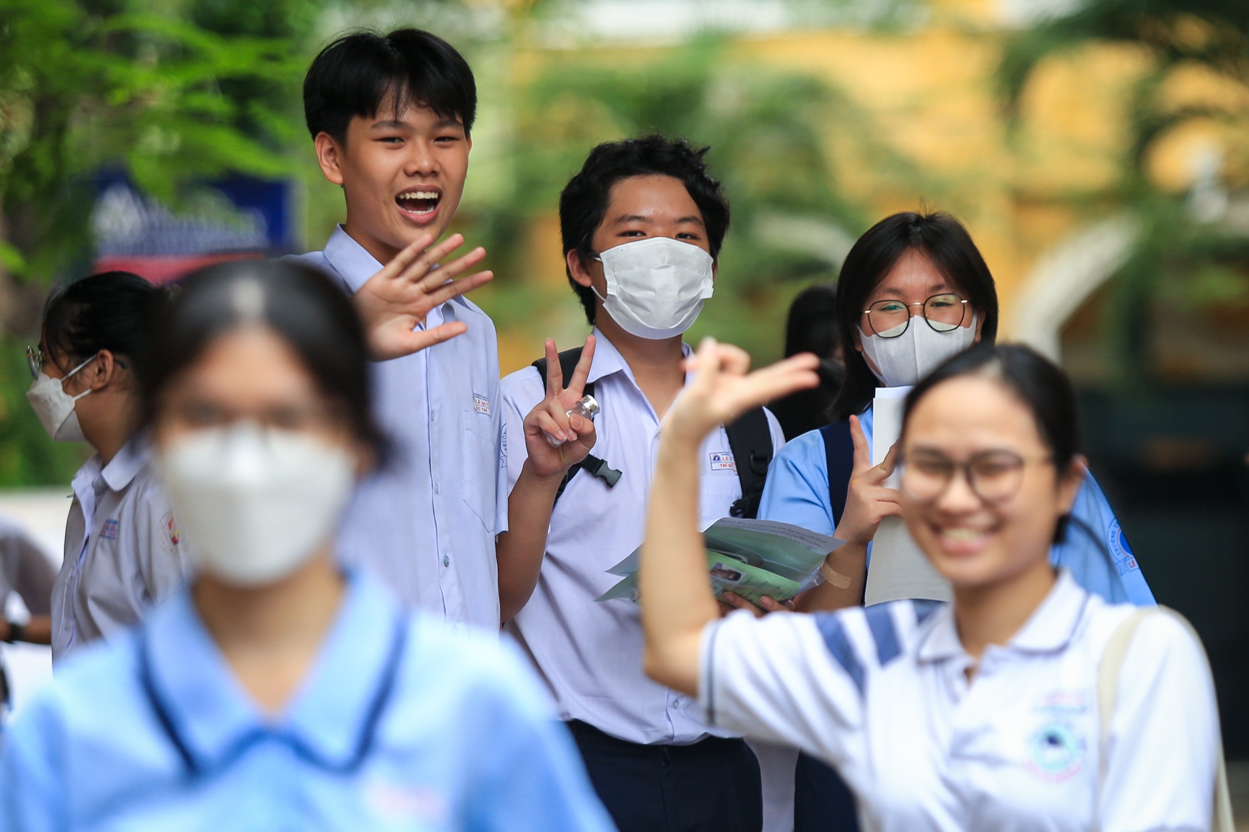 Năm cuối thi tuyển sinh lớp 10 theo chương trình 2006, thí sinh TP.HCM lưu ý gì?- Ảnh 4. Học sinh TP.HCM thi tuyển sinh vào lớp 10 năm 2023