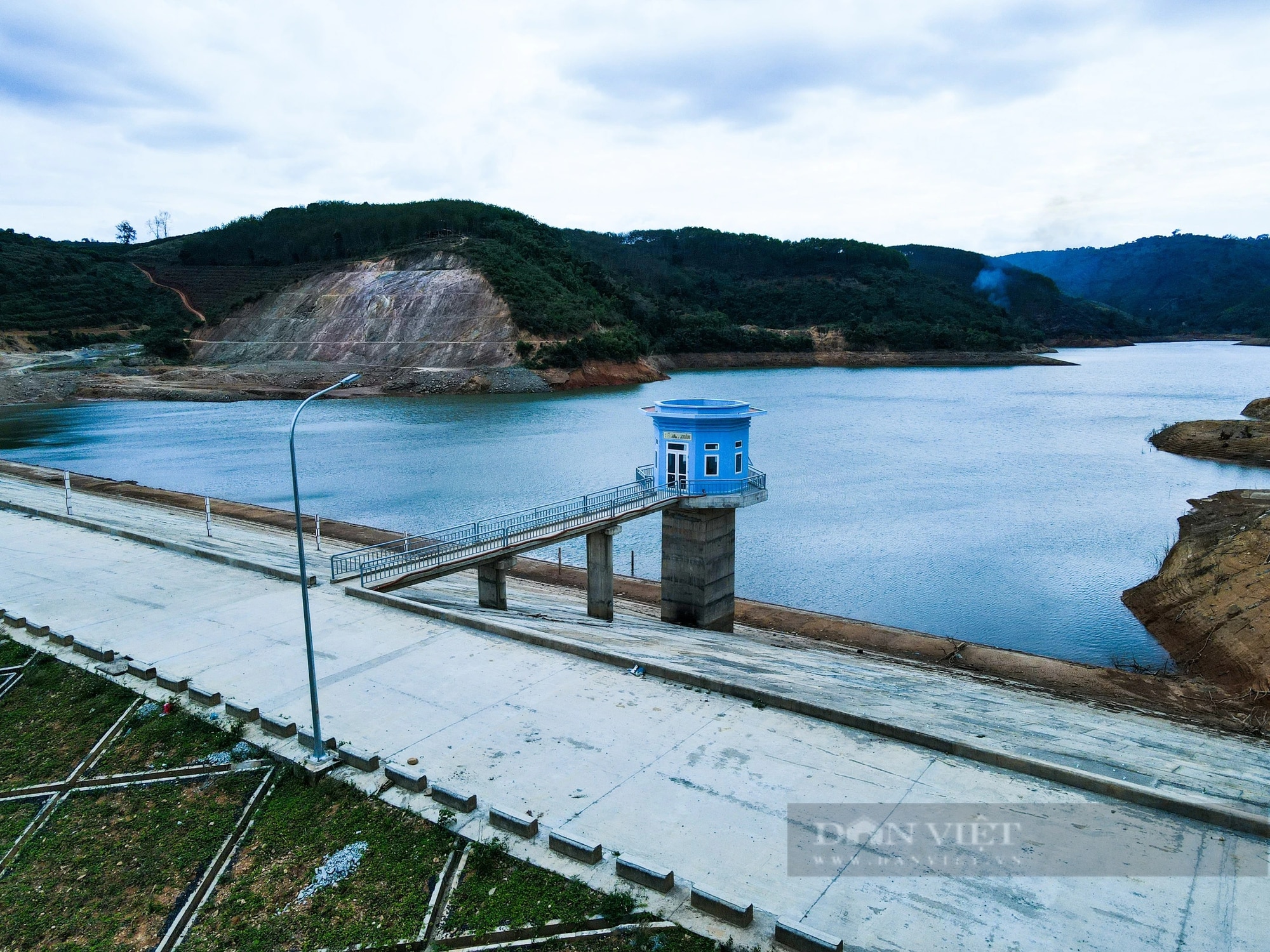 Giám đốc BQL các dự án ĐTXD tỉnh Đắk Nông: Hồ chứa nước Nam Xuân đã đảm bảo điều kiện an toàn- Ảnh 2.