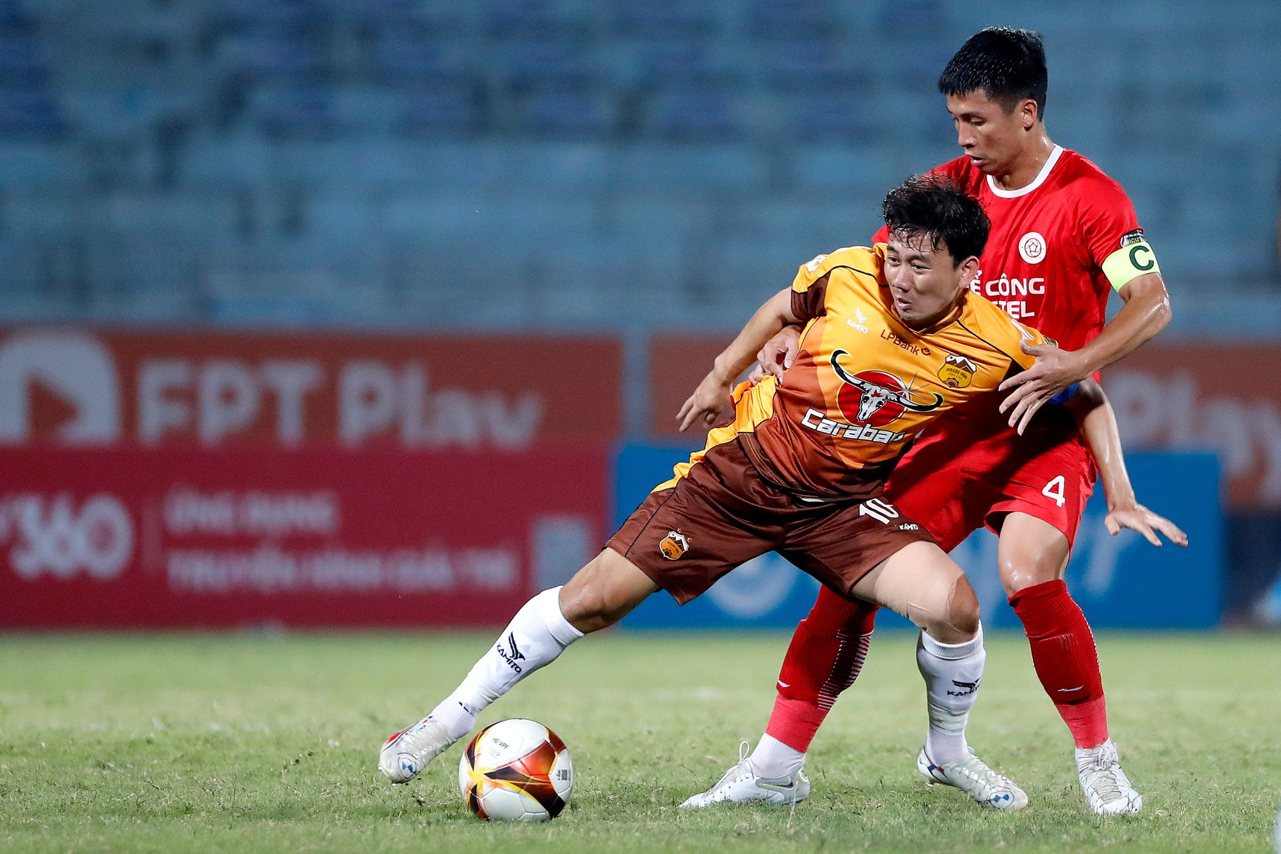 Lịch thi đấu và trực tiếp V-League hôm nay (9.5): CLB Thể Công Viettel vượt khó- Ảnh 3. Trần Minh Vương cùng CLB LPBank HAGL hứa hẹn chơi tốt khi chạm trán CLB SLNA trên sân Pleiku