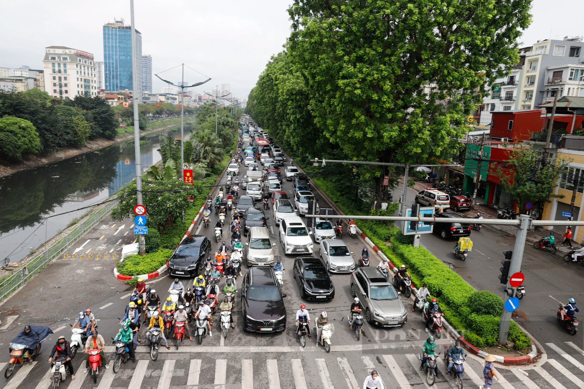 Toàn cảnh con đường sắp được Hà Nội đầu tư hơn 21.000 tỷ đồng để mở rộng và xây đường trên cao- Ảnh 5.