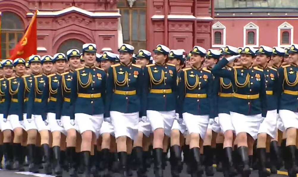 Sau lễ duyệt binh, Tổng thống Nga Putin và lãnh đạo nhiều nước tới đặt hoa tại mộ các chiến sĩ vô danh- Ảnh 20.