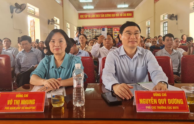 z5421728006674_bbec3631d7c346369bfaf7f63a7dd70a-212439_845.jpg Ông Nguyễn Quý Dương, Phó Cục trưởng Cục Bảo vệ thực vật tham dự hội nghị và đánh giá cao lợi ích của mô hình IPHM. Ảnh: Việt Khánh.