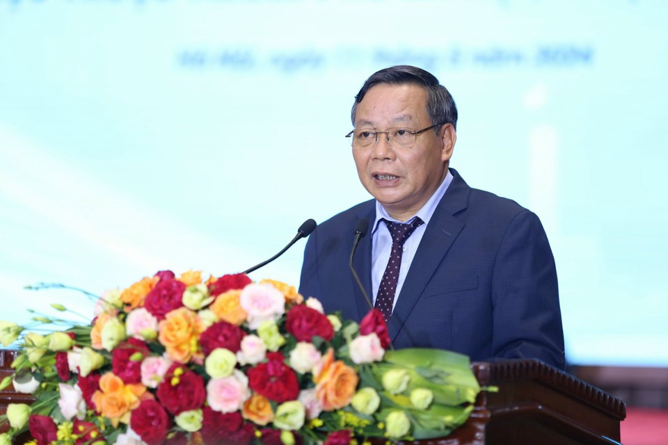 Phó Bí thư Thành ủy Nguyễn Văn Phong phát biểu tại chương trình - Ảnh: Mạnh Trung